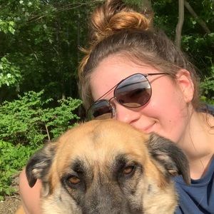 Meet your Posher, Stacy